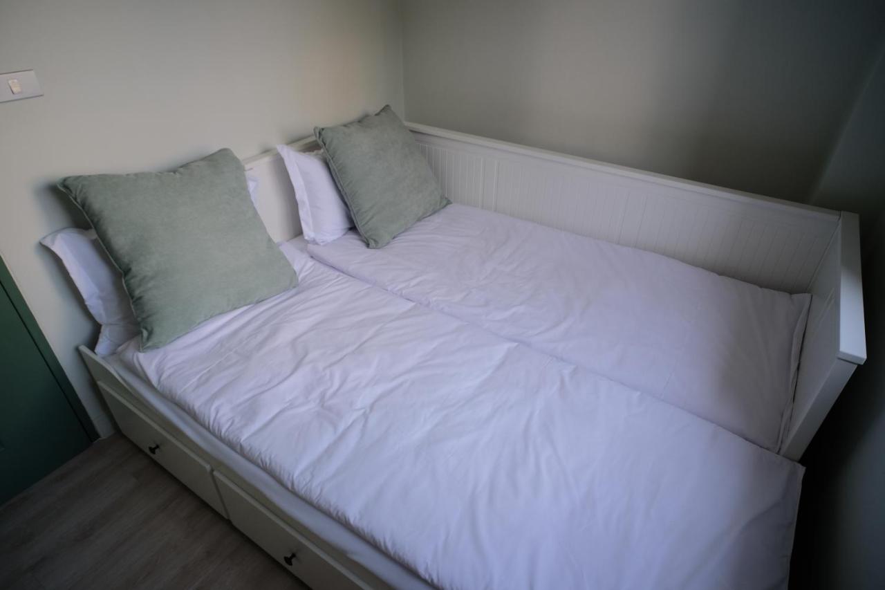 Baan Khun Pra Duplex Rm3 Bangkokアパートメント エクステリア 写真
