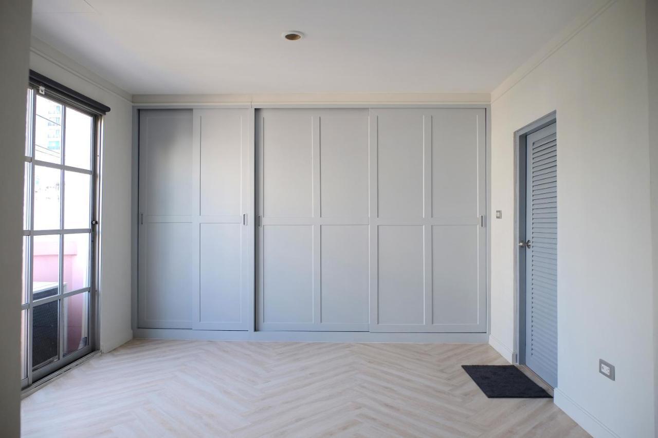 Baan Khun Pra Duplex Rm3 Bangkokアパートメント エクステリア 写真